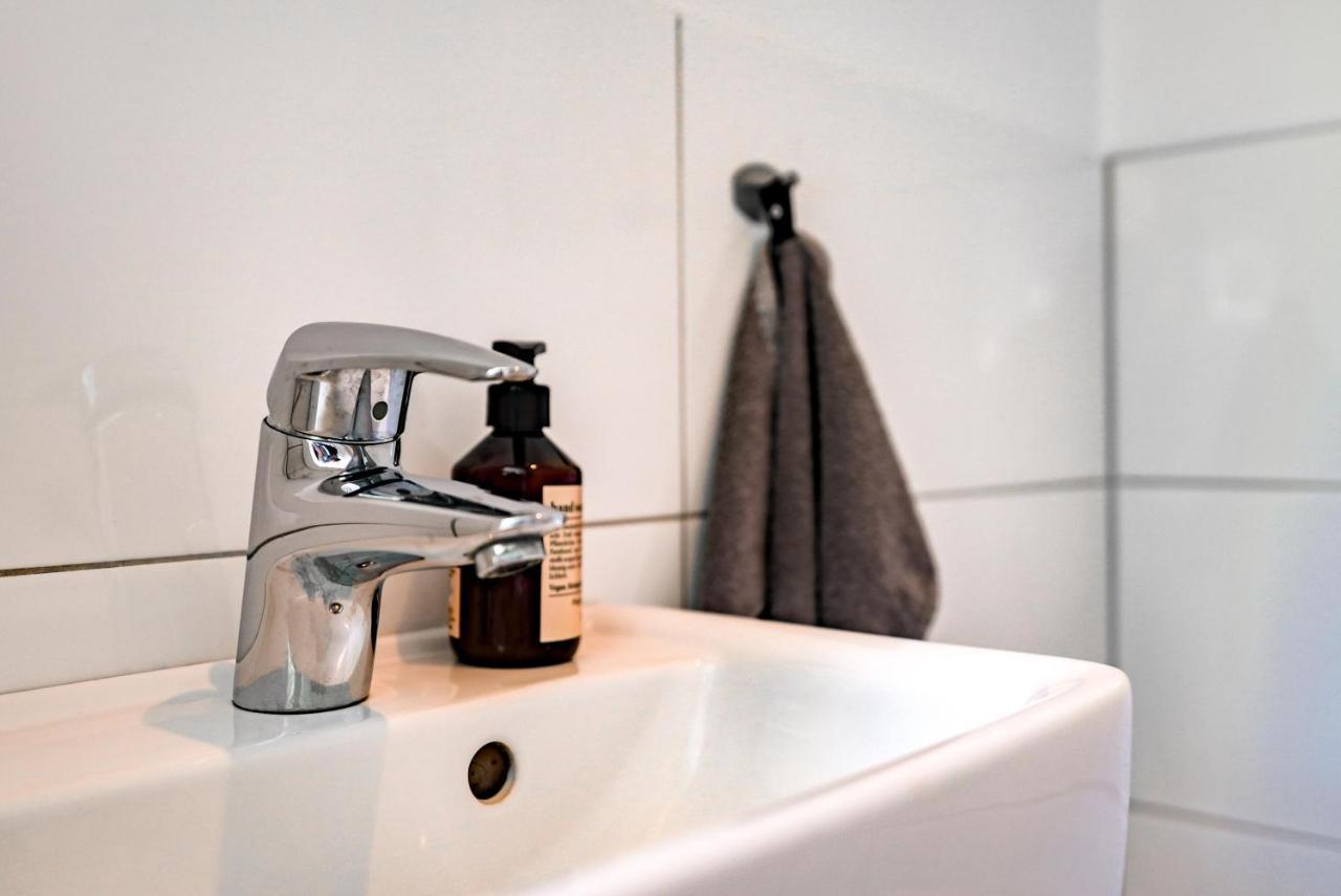 Schoenes Zimmer Nr 3 In Leer Ortsteil Nuettermoor Apartman Nuttermoor Kültér fotó
